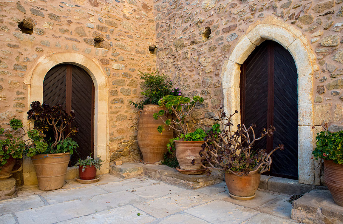 monastery toploy